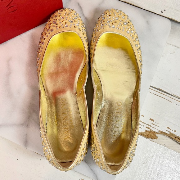 Valentino Garavani Swarovski Crystal Round Toe Flats - Picture 4 of 5